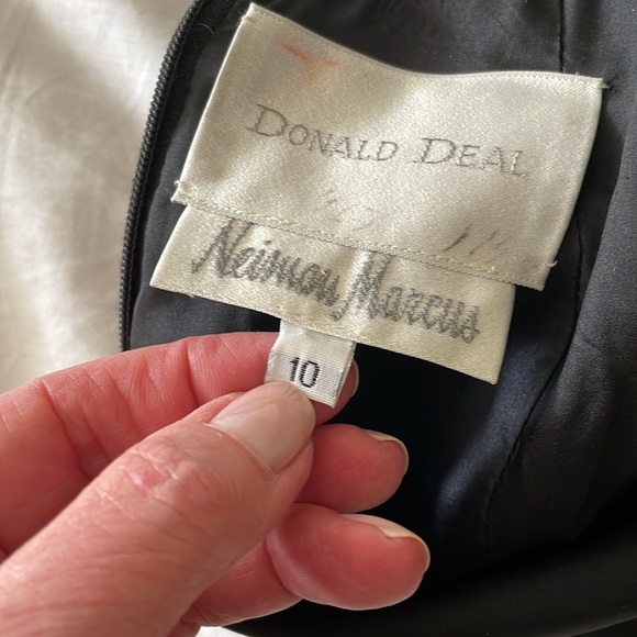DONALD DEAL - Neiman Marcus high end designer black gown size 10 - Picture 8 of 16